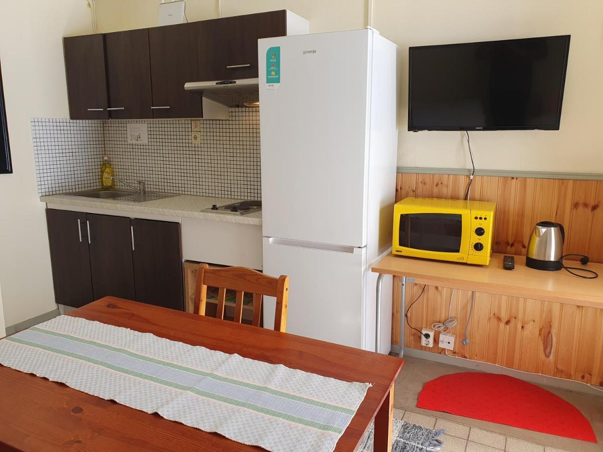 Motel E4 Kolmarden Apartments And Cottages מראה חיצוני תמונה