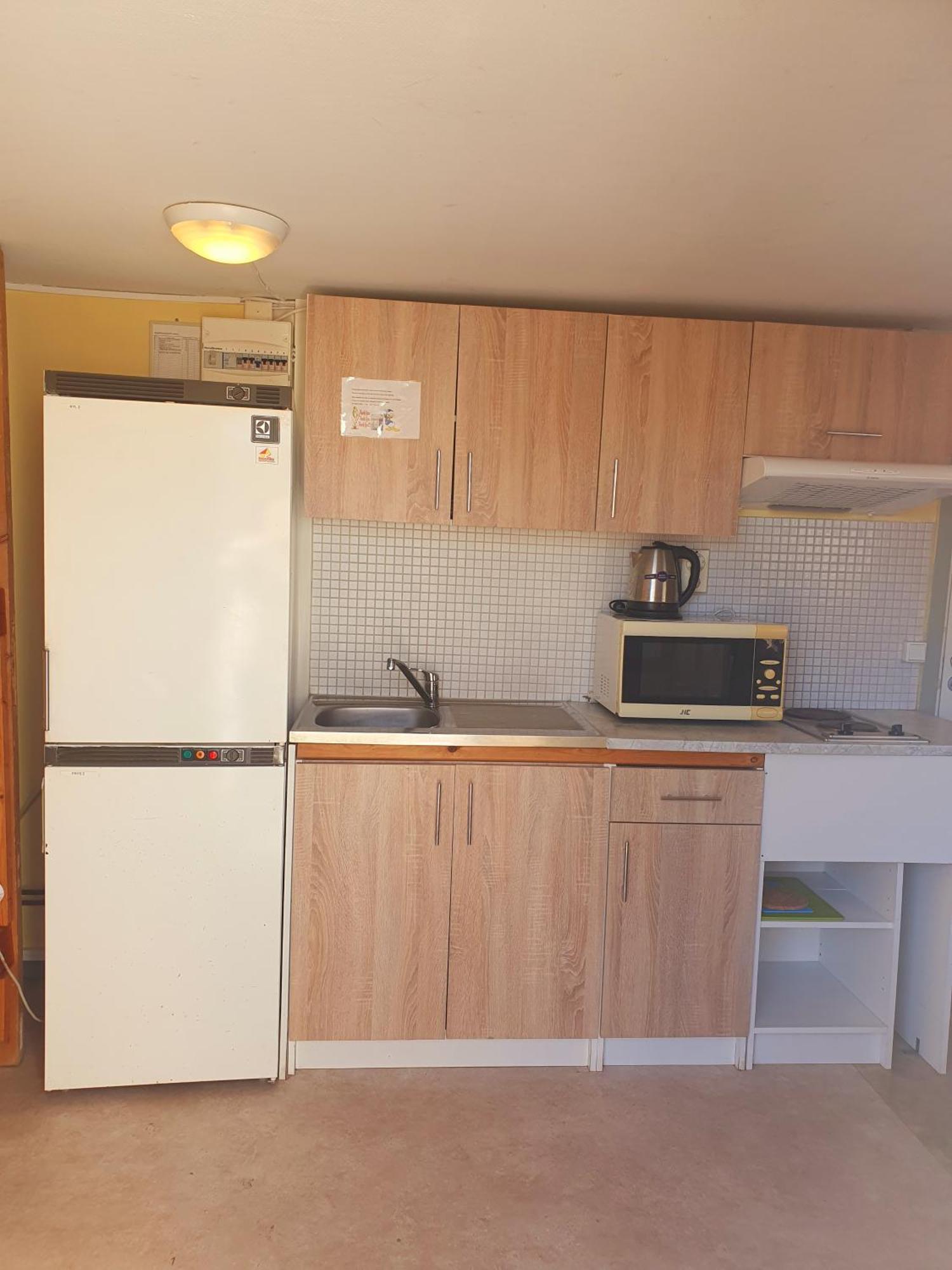 Motel E4 Kolmarden Apartments And Cottages מראה חיצוני תמונה